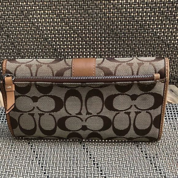 Coach Wallet - Picture 2 of 8